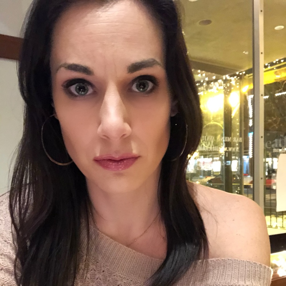 Meet your Posher, Lisa